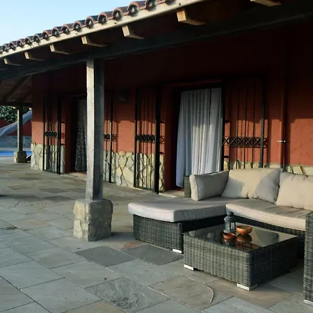 펜션 5* Luxury Retreat, Close To Sea