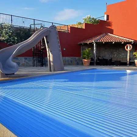 펜션 5* Luxury Retreat, Close To Sea